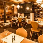 Maiensaesshotel Guarda Val 4*