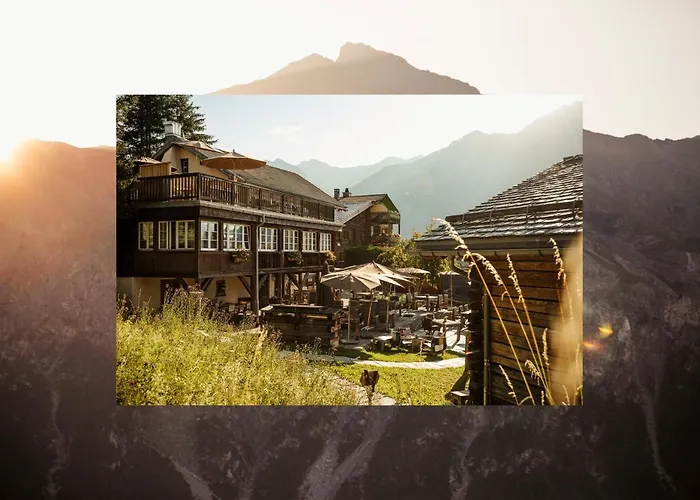 Maiensaesshotel Guarda Val Otel