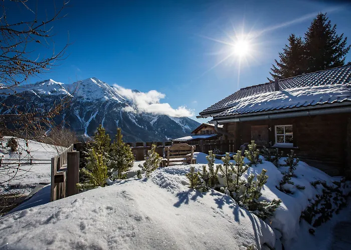 ホテル Maiensaesshotel Guarda Val