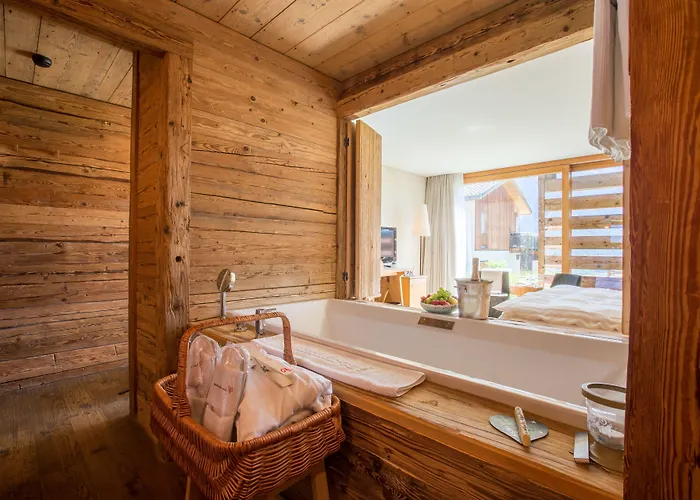 Maiensaesshotel Guarda Val 4*