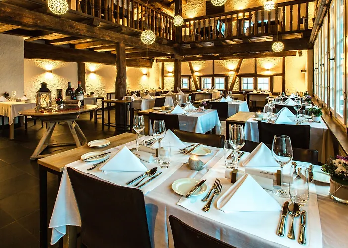 Maiensaesshotel Guarda Val ホテル