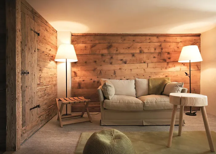 麦恩萨斯瓜尔达瓦尔酒店 酒店 4*