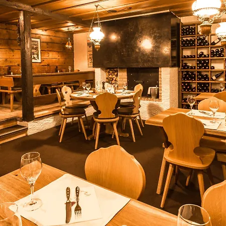 Maiensaesshotel Guarda Val 4*