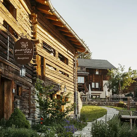 Maiensaesshotel Guarda Val 4* 렌쩨르하이데