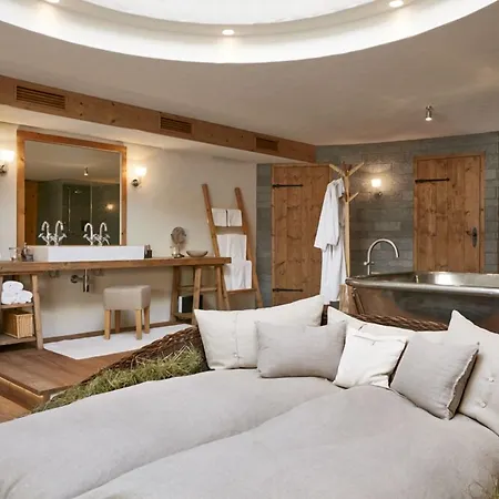 Maiensaesshotel Guarda Val 렌쩨르하이데